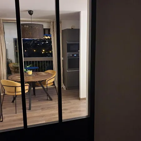 La Loge Du Chateau ! 